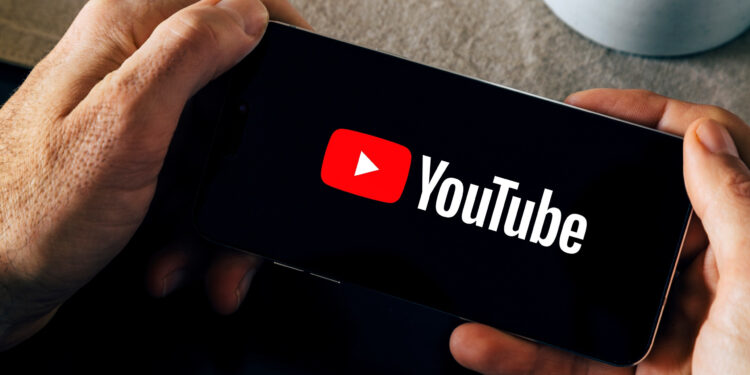 YouTube agora rotula automaticamente os vídeos gerados por IA