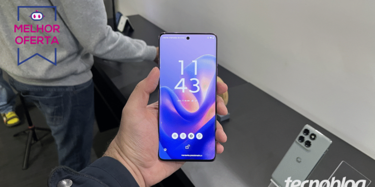 Motorola Edge 60 Pro (256 GB) fica 35% mais barato em oferta na Amazon