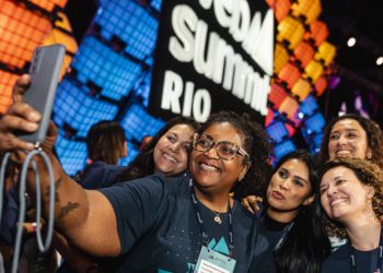 Web Summit Rio 2026 pode reunir multidões e centralizar debates sobre inteligência artificial